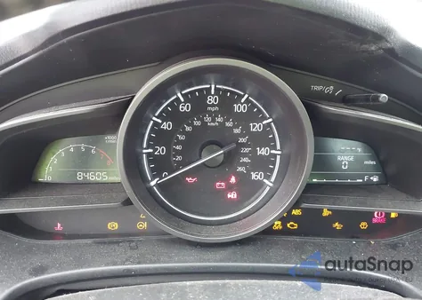 2018 Mazda Mazda3 Touring z USA, uszkodzony, nr VIN 3MZBN1V3XJM159669